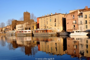 Reflets des quais d'Agde