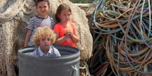 Les enfants mènent la danse avec la Cie Groupe Noces Agde Le Cap d'Agde