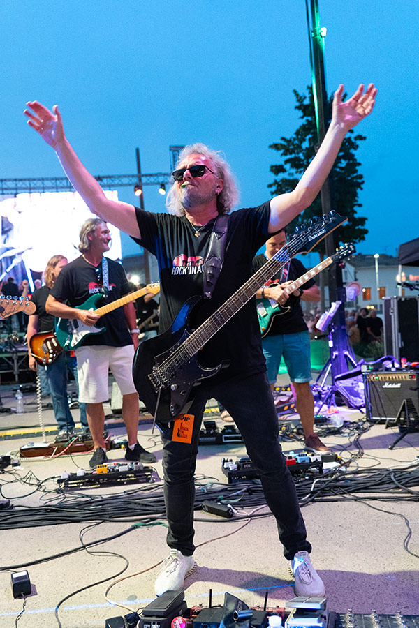 Des musiciens heureux