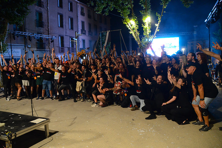 L ensemble de la troupe