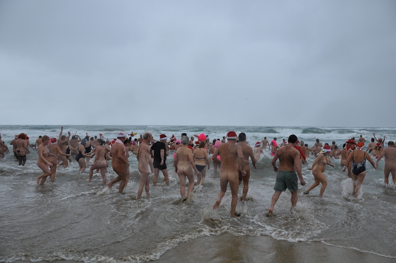 Resultado de imagen para dernier bain de l'année, cap D'agde