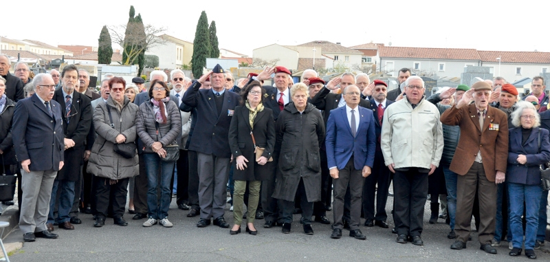 Hommage aux morts de la rue d’Isly