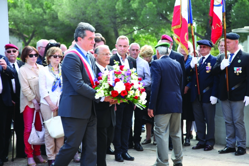 Une plaque pour commémorer sa naissance en Agde