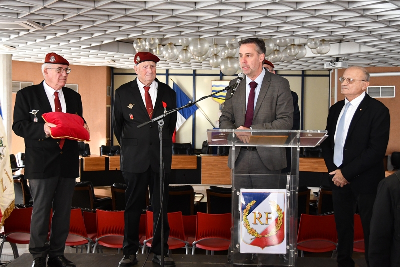 FERNAND GOMILA ÉLEVÉ AU RANG DE CHEVALIER DE L'ORDRE NATIONAL DE LA LÉGION D'HONNEUR