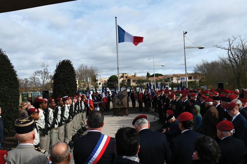 La stèle en l'honneur des parachutistes militaires a été dévoilée et inaugurée 27 02 2020 Inauguration-stele-paras-01-c-jt_5e56707325f83