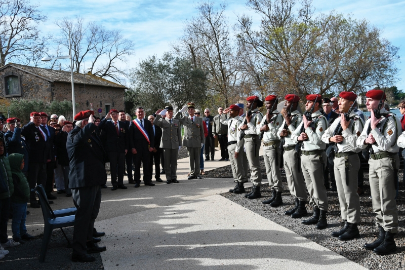 La stèle en l'honneur des parachutistes militaires a été dévoilée et inaugurée 27 02 2020 Inauguration-stele-paras-03-c-jt_5e5670867f8b0