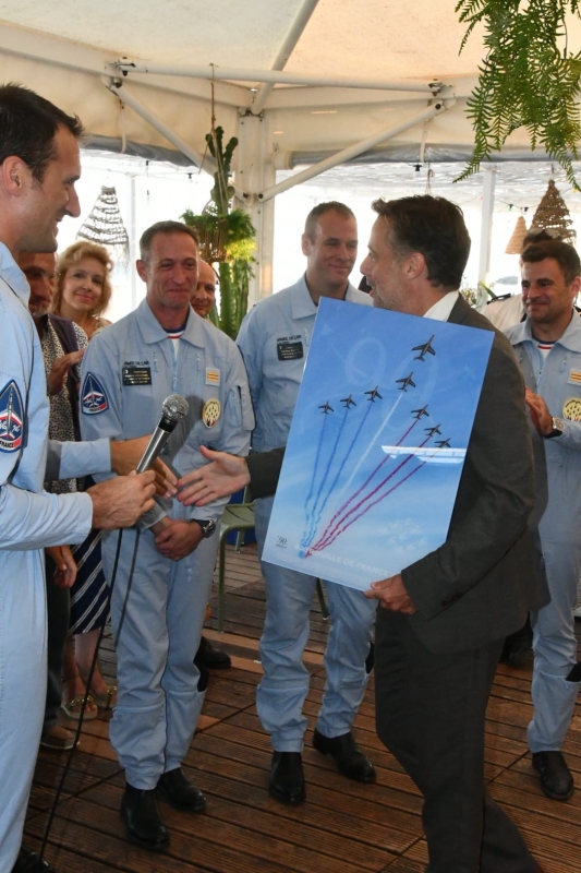 Les étés agathois : la Patrouille de France mise à l'honneur par la Ville.