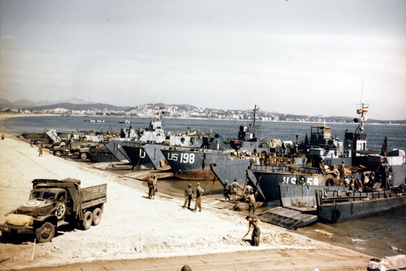 Des Barges du débarquement