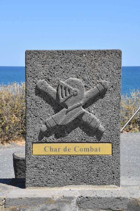 Stèle des unités de Chars de Combat