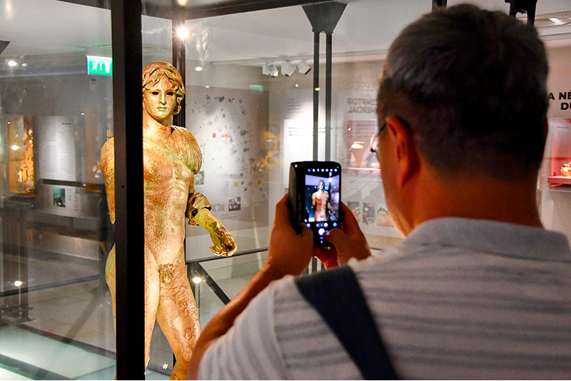 Musée de l'Éphèbe Musée de l'Éphèbe