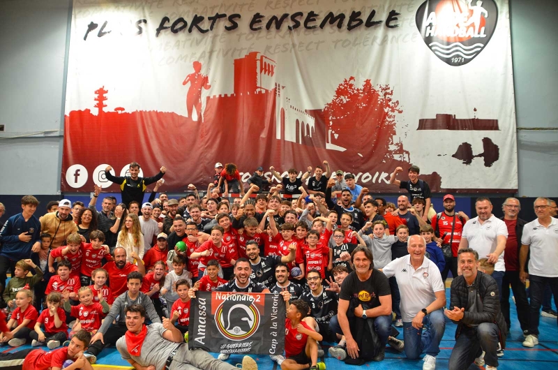 Le Agde Handball décroche une montée historique en Nationale 2 dans une ambiance survoltée