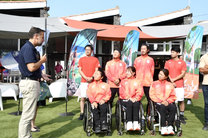 L équipe du Japon de tennis fauteuil se prépare pour les Jeux Paralympiques 2024