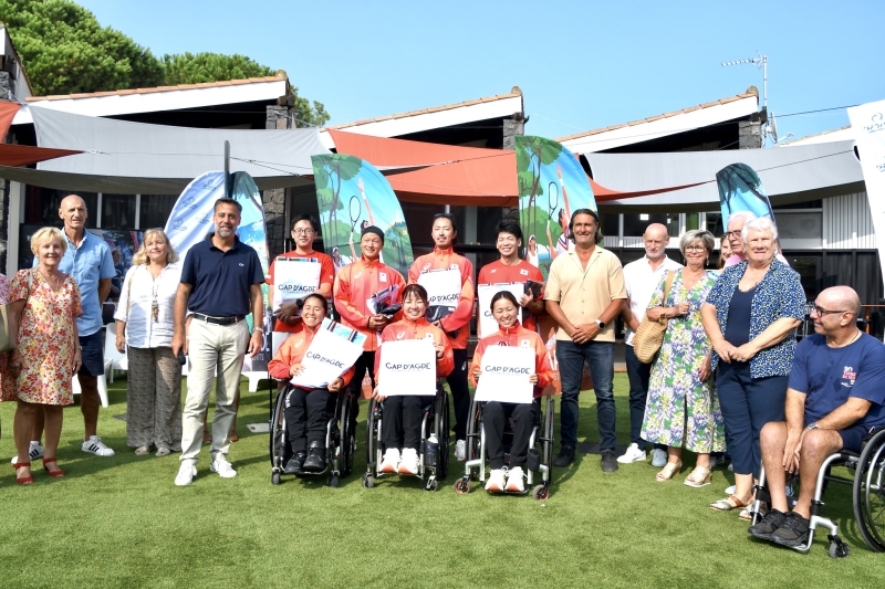 L équipe du Japon de tennis fauteuil se prépare pour les Jeux Paralympiques 2024