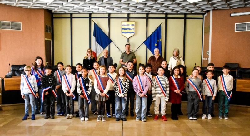 LE NOUVEAU CONSEIL MUNICIPAL DES ENFANTS EST INVESTI