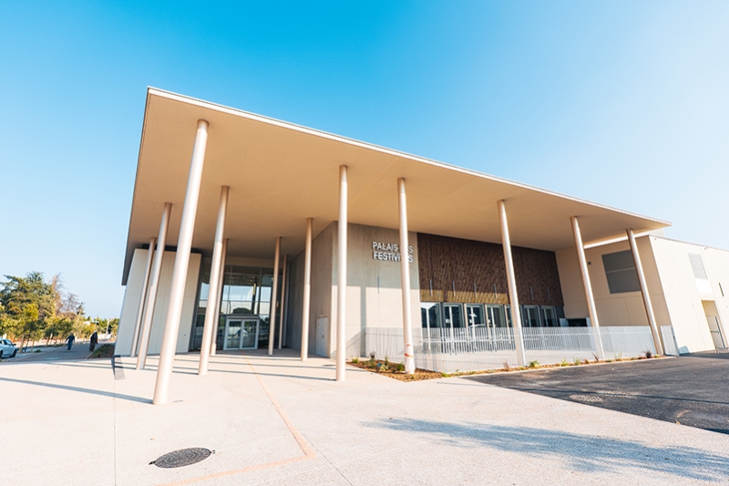 Le Palais des Festivités Extérieur